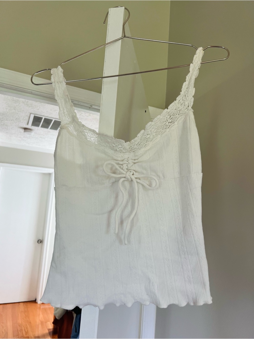 Kimchi Blue White Lace-Trim Ribbed Tank Top - Picture 2 of 2